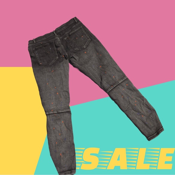 Cooper 9 Men jeans size 34 waist, patched art work. Practically new. - Picture 3 of 3